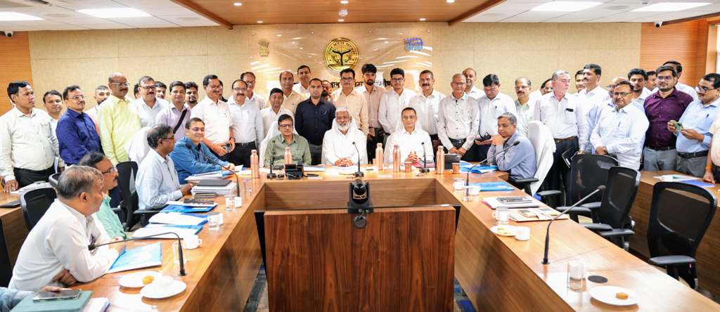 जलशक्ति मंत्री की अध्यक्षता में पारदर्शी प्रक्रिया के अंतर्गत लघु सिंचाई विभाग के अभियंता का किया गया स्थानांतरण जलशक्ति मंत्री की अध्यक्षता में पारदर्शी प्रक्रिया के अंतर्गत लघु सिंचाई विभाग के अभियंता का किया गया स्थानांतरण