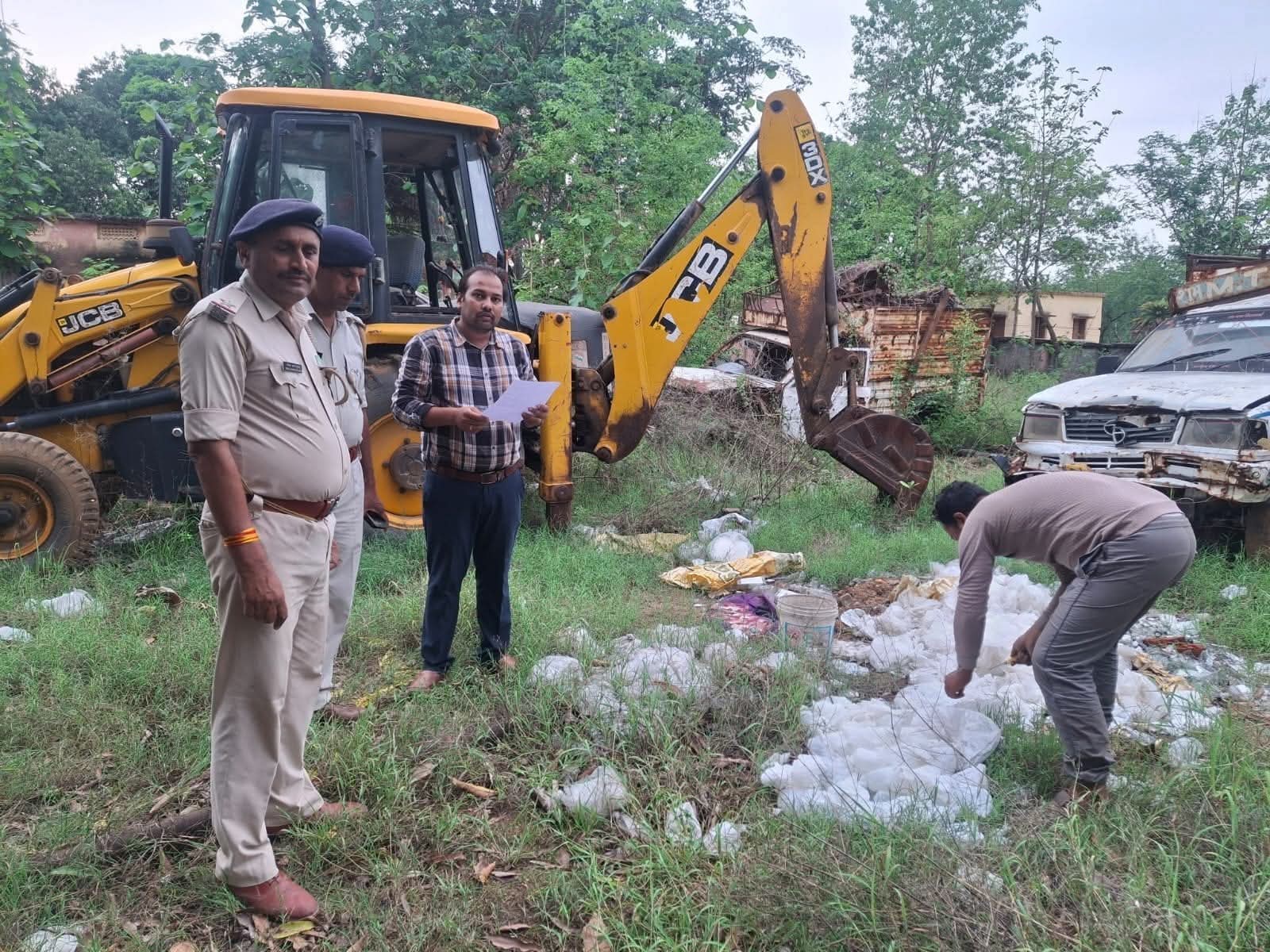 नवादा:- सीतामढ़ी व मेसकौर थाना मे 612 लीटर देशी शराब विनिष्ट