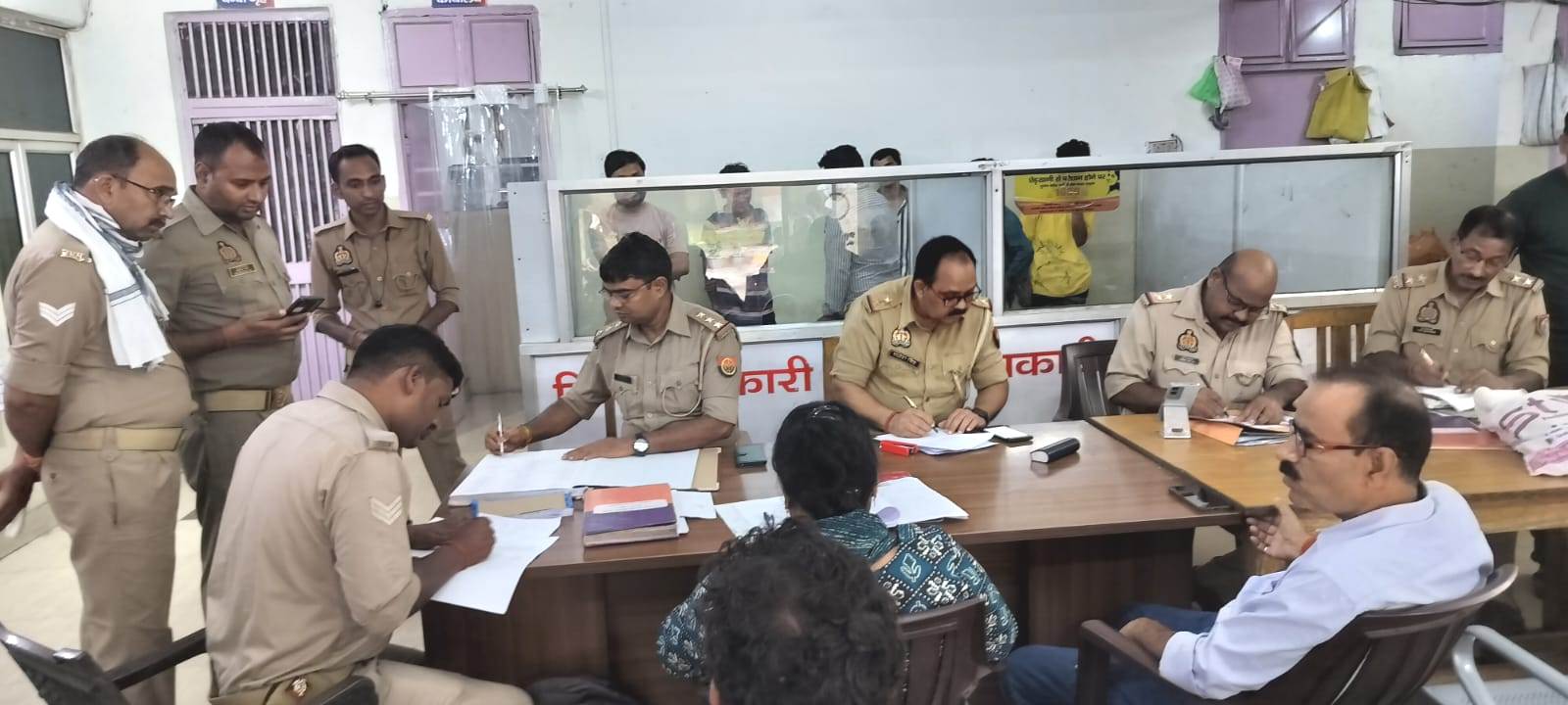 थाना समाधान दिवस-जनपद के समस्त थानों पर आयोजित