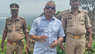 सोनभद्र में पर्यटन की व्यापक संभावना, सुविधाओं से मिल रहा पर्यटन को प्रोत्साहन-डॉ दिलीप अग्निहोत्री