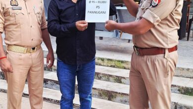 थाना पन्नूगंज की साइबर टीम द्वारा आवेदिका के फ्राड हुई धनराशि 33,000 रुपये वापस कराये 
