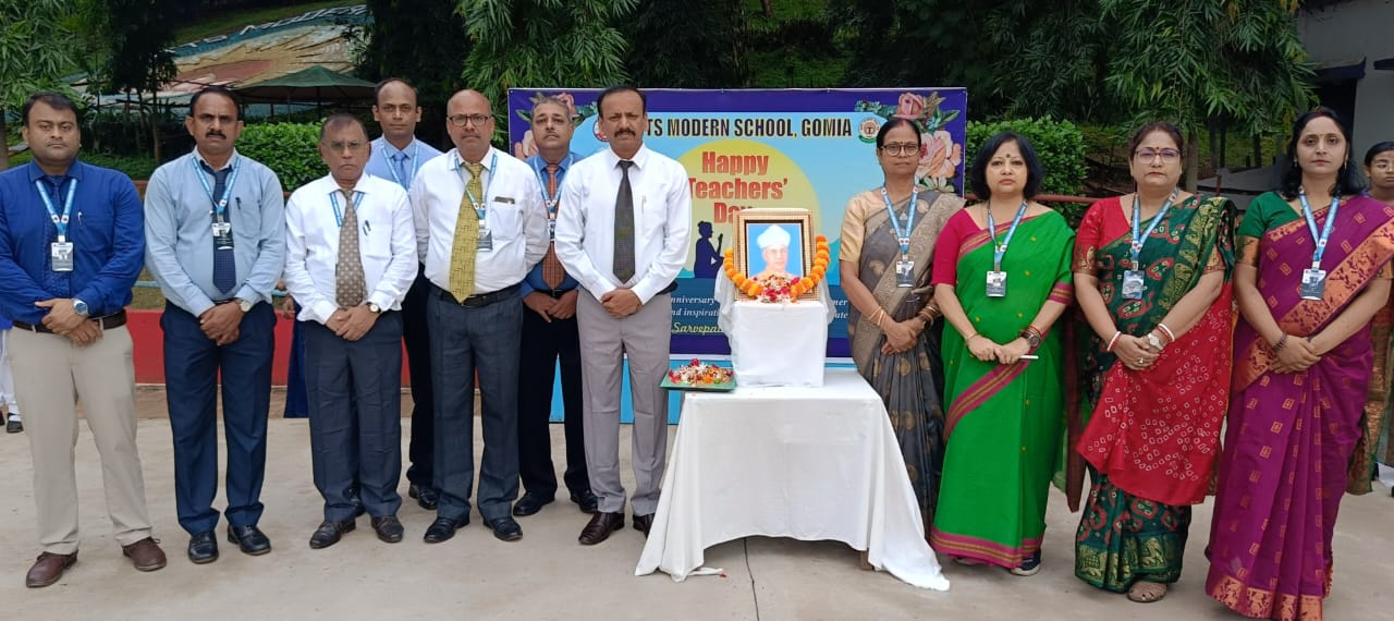 ज्योति प्रहरी का सम्मान: पिट्स मॉडर्न स्कूल गोमिया में शिक्षक दिवस समारोह आयोजित