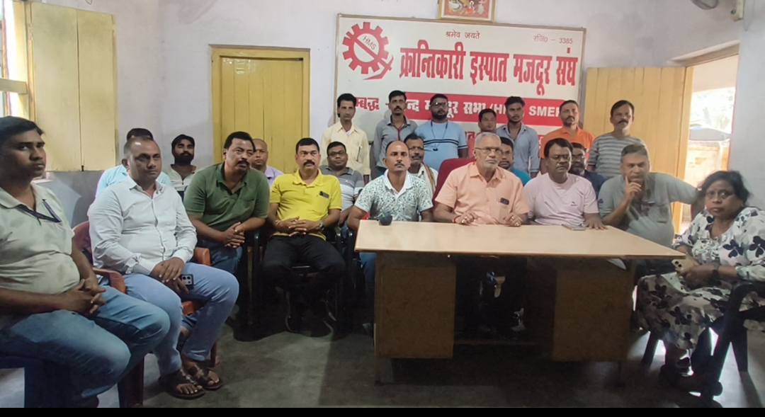 श्रमायुक्त का साफ निर्देश मजदूरो की सारी मांगे जायज और कानूनसंमत, सभी मांगें होगी पूर्ण
