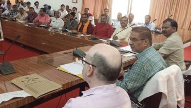 मुख्यमंत्री युवा उद्यमी योजना के अन्तर्गत पात्र लाभार्थियों को प्राथमिकता के आधार पर ऋण सुविधा करायी जाये उपलब्ध-जिलाधिकारी