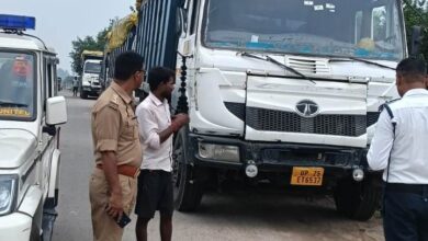 सड़क पर खड़े वाहनों के विरुद्ध बड़ी कार्रवाई