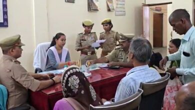 “मिशन शक्ति” अभियान के अंतर्गत छात्रा को एक दिन का थाना ओबरा का प्रभारी बनाया गया
