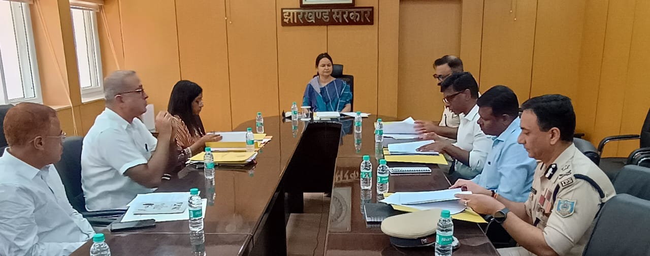 कानून व्यवस्था के सुचारू संचालन के लिए सभी जिलों की जरूरतों का करें आकलन