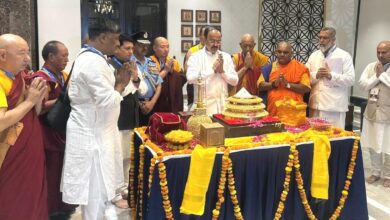 उपमुख्यमंत्री प्रतिनिधिमण्डल के साथ भगवान बुद्ध के अवशेषों को लेकर रूस के काल्मिकिया गणराज्य की राजधानी एलिस्ता पहुँचे,