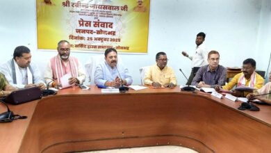 सोनभद्र प्रभारी मंत्री ने शासन की विकास प्राथमिकता वाली योजनाओं की समीक्षा सोनभद्र प्रभारी मंत्री ने शासन की विकास प्राथमिकता वाली योजनाओं की समीक्षा