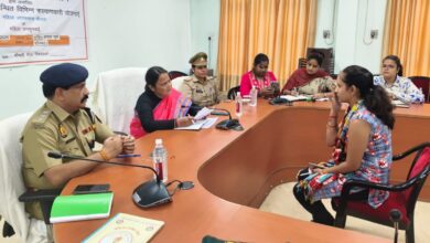 महिला उत्पीड़न से सम्बन्धित शिकायतों का तत्काल निस्तारण किया जाए- सदस्य महिला आयोग