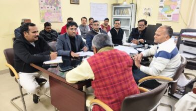 धान खरीद में शिथिलता पाये जाने पर सम्बन्धित अधिकारी की जिम्मेदारी की जायेगी तय-विधायक सदर
