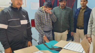 बेतिया नगर पुलिस ने भारी मात्रा में विदेशी शराब के साथ एक कारोबारी को किया गिरफ्तार