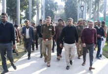 जिलाधिकारी ने वरिष्ठ अधिकारियों के साथ खुसरो बाग में बनाए गए होल्डिंग एरिया का किया निरीक्षण,