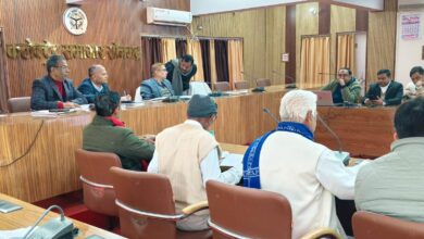 जिला निर्वाचन अधिकारी ने मान्यता प्राप्त राजनैतिक दलों के प्रतिनिधियों के साथ की बैठक