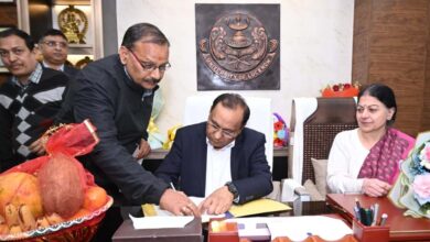 लखनऊ विश्वविद्यालय को मिला नया नेतृत्व, प्रो.जे.पी.सैनी ने कुलपति पद का कार्यभार ग्रहण किया