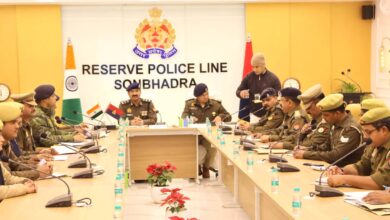 पुलिस महानिरीक्षक विंध्याचल द्वारा जनपद के साइबर अपराध, मिशन शक्ति, गौ तस्करी व कानून-व्यवस्था की गहन समीक्षा
