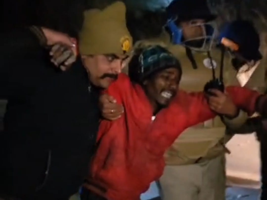 पुलिस मुठभेड़ के दौरान मुख्य अभियुक्त पप्पू यादव समेत तीन गिरफ्तार