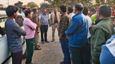 नशे की हालात में बिजली टावर पर चढ़ा युवक, मुंह के बल गिरने से युवक की दर्दनाक मौत.