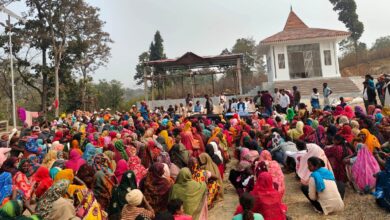 बुद्ध विहार बेलहत्थी मे लाइफकेयर हॉस्पिटल द्वारा मेडिकल कैम्प व कम्बल का वितरण किया गया