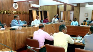 आयुष्मान कार्ड निर्माण में तेजी लाने के निर्देश, लापरवाही पर होगी सख्त कार्रवाई-जिलाधिकारी