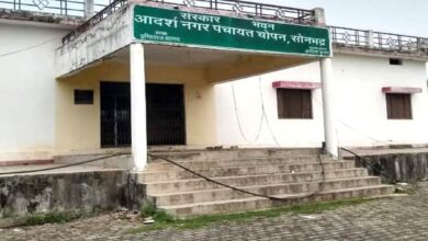 जिलाधिकारी से मांग, संस्कार भवन की बदहाली का जिम्मेदार कौन.? सिर्फ नाम है आदर्श नगर पंचायत !