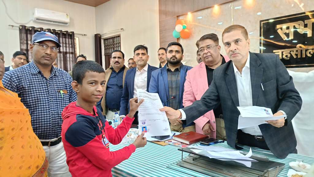  कैंप में 13 दिव्यांगजनों के बने दिव्यांग प्रमाण पत्र और 23 लाभार्थियों के बनाये गये
