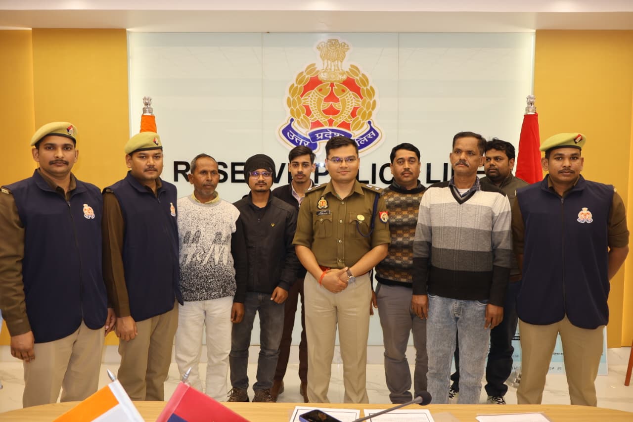 सोनभद्र-साइबर ठगी के पीड़ितों को ₹23,12,636/- की धनराशि कराई गई वापस