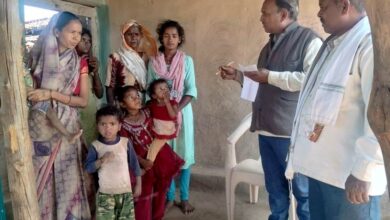 मिट्टी का टिला ढहने से हुए मृतकों के परिवारों से मिला एआईपीएफ प्रतिनिधिमंडल