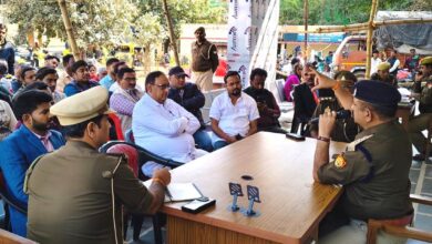 सोनभद्र-मैरेज लान/होटल व डी0जे0 संचालकों के साथ समन्वय बैठक,