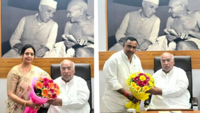 कांग्रेस नीति को जन-जन तक पहुंचाने को लेकर सुधा-बन्ना ने किया कांग्रेस राष्ट्रीय अध्यक्ष खड़गे से मुलाकात