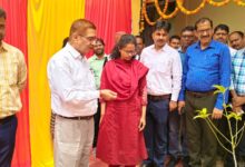 डायट परिसर में नव निर्मित बीएसए कार्यालय का डीएम व सीडीओ ने किया उद्घाटन