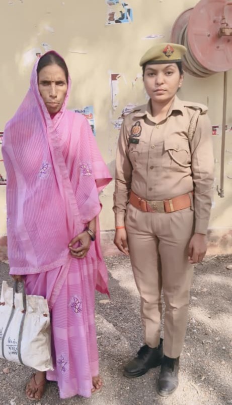 थाना पिपरी पुलिस द्वारा 01 किग्रा 200 ग्राम अवैध गांजा के साथ 01 अभियुक्ता को किया गया गिरफ्तार-