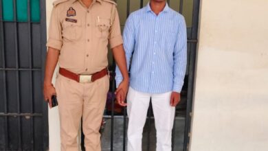 सोशल मीडिया पर आपत्तिजनक टिप्पणी करने के संबंध में 01 अभियुक्त गिरफ्तार