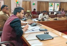 पीडब्ल्यूडी एवं टोल प्लाजा प्रबंधन को दिशा-निर्देश,सड़क सुरक्षा के नियमों का पालन किया जाये-जिलाधिकारी