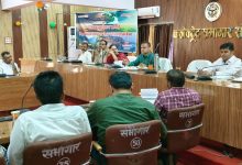 सीडीओ ने पर्यावरण संरक्षण, वृक्षारोपण एवं गंगा स्वच्छता कार्यों की समीक्षा की 