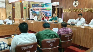 सीडीओ ने पर्यावरण संरक्षण, वृक्षारोपण एवं गंगा स्वच्छता कार्यों की समीक्षा की 