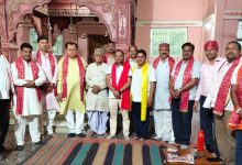 माँ शारदा शक्तिपीठ मंदिर ट्रस्ट ओबरा का हुआ शपथ ग्रहण एवं दायित्व वितरण,