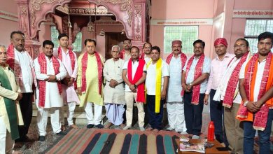 माँ शारदा शक्तिपीठ मंदिर ट्रस्ट ओबरा का हुआ शपथ ग्रहण एवं दायित्व वितरण,