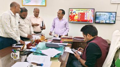 जल जीवन मिशन में फर्जी, कागजों में जलापूर्ति दिखाने वालों पर होगी कठोर कार्यवाही-जिलाधिकारी 