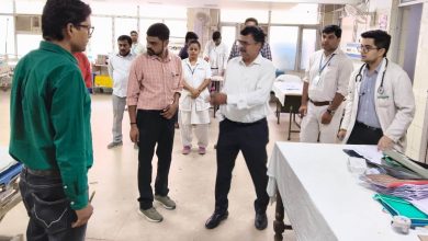 अपर जिलाधिकारी आपूर्ति के द्वारा स्वरूपरानी हॉस्पिटल का किया गया निरीक्षण, व्यवस्थाओं के सम्बंध में दिए आवश्यक दिशा-निर्देश