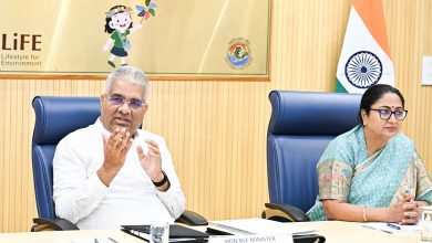 वायु गुणवत्ता नियंत्रण आयोग, केंद्रीय पर्यावरण मंत्री ने वायु प्रदूषण, सड़क पर धूल प्रदूषण कम करने के मुद्दे की समीक्षा वायु गुणवत्ता नियंत्रण आयोग, केंद्रीय पर्यावरण मंत्री ने वायु प्रदूषण, सड़क पर धूल प्रदूषण कम करने के मुद्दे की समीक्षा