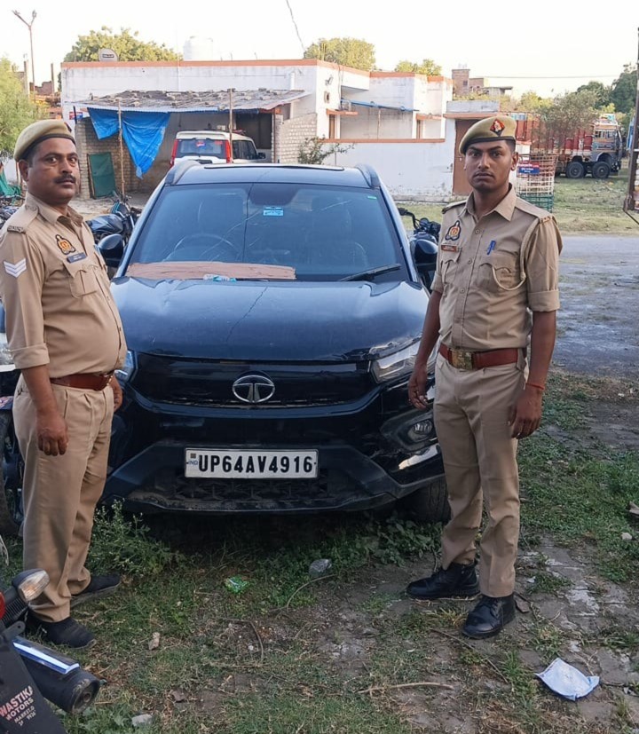 गैंगस्टर एक्ट के तहत बड़ी कार्यवाही अपराध से अर्जित ₹54.10 लाख मूल्य की टाटा नेक्सॉन एवं हाईवा ट्रक कुर्क गैंगस्टर एक्ट के तहत बड़ी कार्यवाही अपराध से अर्जित ₹54.10 लाख मूल्य की टाटा नेक्सॉन एवं हाईवा ट्रक कुर्क