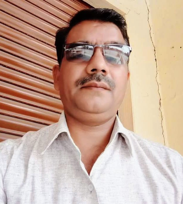 लोगों के यहां लगे स्मार्ट मीटर बिना किसी अतिरिक्त बोझ के हटाया जाए