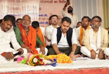ग्रामीणों से सीधे संवाद कर प्रभारी मंत्री, विधायक व जिलाधिकारी ने जानीं जनसमस्याएं