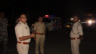 एसपी ने रात्रि में बालीडीह और माराफारी थाना का किया औचक निरीक्षण 