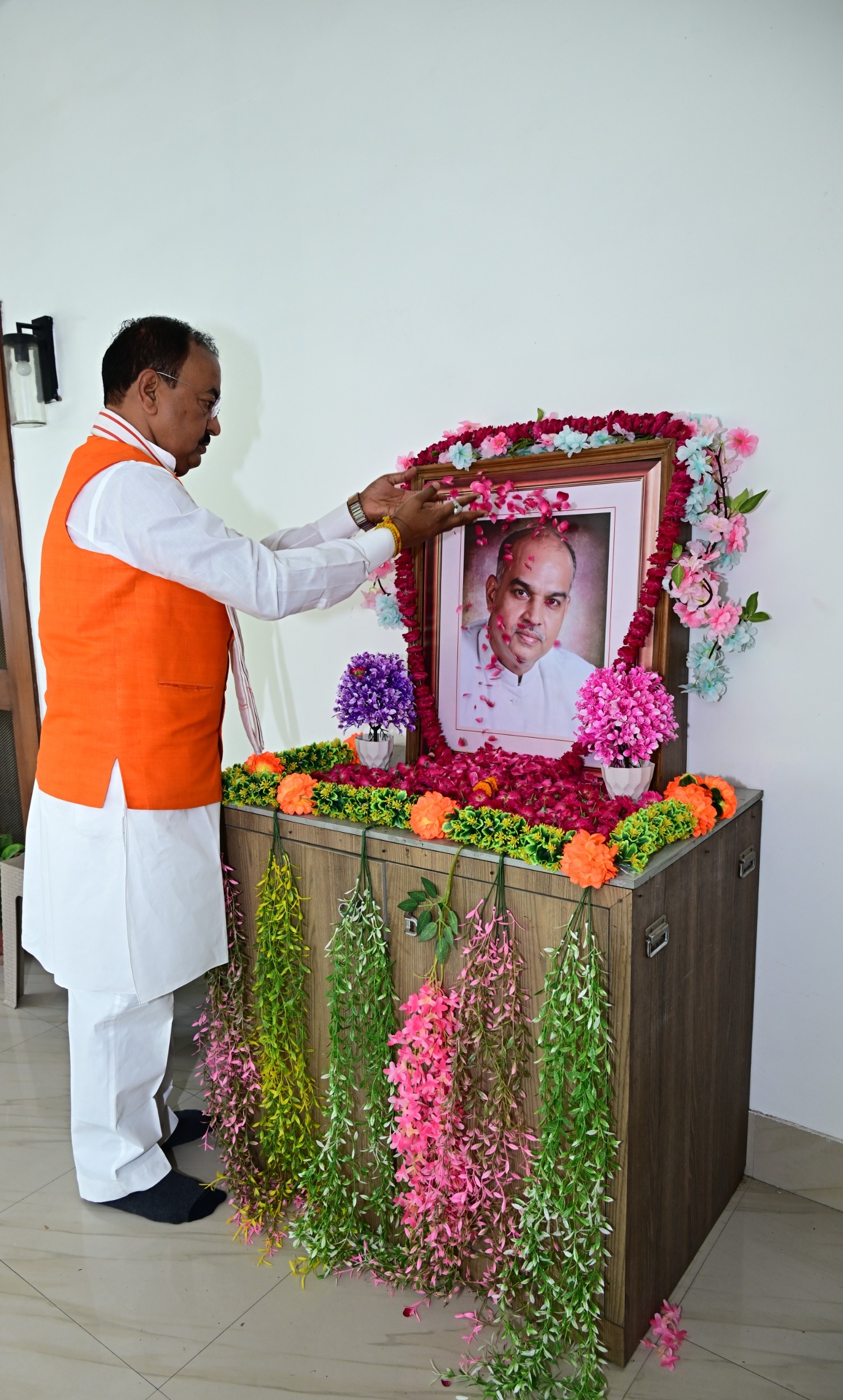 राष्ट्र की एकता और अखंडता के लिए डॉ. श्यामा प्रसाद मुखर्जी का बलिदान सदैव प्रेरणादायी रहेगा राष्ट्र की एकता और अखंडता के लिए डॉ. श्यामा प्रसाद मुखर्जी का बलिदान सदैव प्रेरणादायी रहेगा