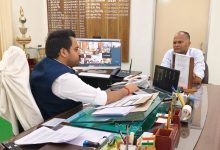 भूमि अभिलेखों के डिजिटलीकरण को लेकर जिलाधिकारी सख्त, पंचायत सहायकों से कराई जाएगी ऑनलाइन फीडिंग
