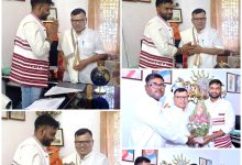 विधायक रामकुमार टोप्पो द्वारा मीडिया हाउस के डा ए के गुप्ता, प्रधान संपादक/अध्यक्ष को सम्मानित करते हुए।