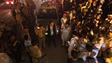 पुलिस अधीक्षक सोनभद्र की मौजूदगी में ड्रोन एवं पर्याप्त पुलिस बल की निगरानी में रॉबर्ट्सगंज क्षेत्रान्तर्गत ताजिया जुलूस सकुशल सम्पन्न