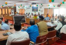 कलेक्ट्रेट सभागार में आयोजित हुई पीस कमेटी एवं धर्मगुरुओं की बैठक